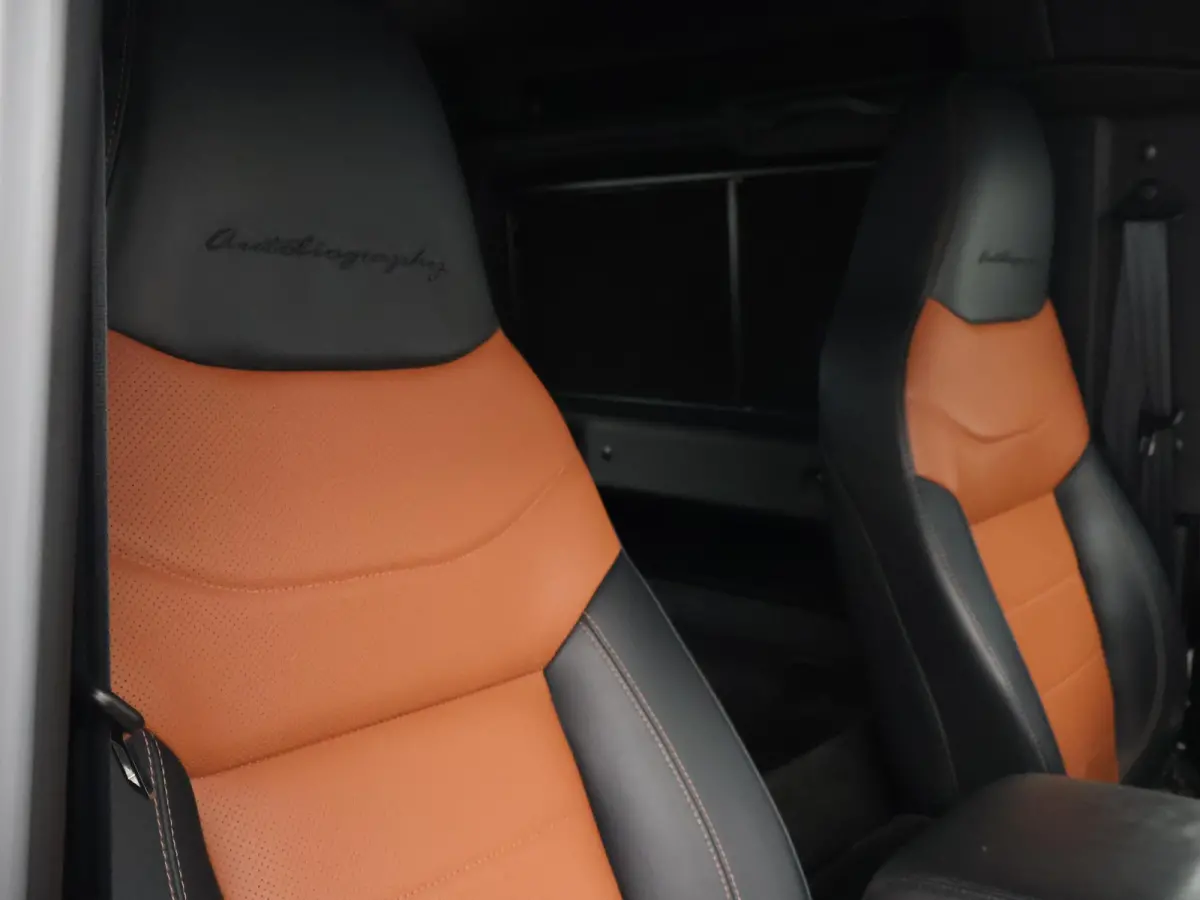 90" 2.2D 150 PK AUTOBIOGRAPHY GRIJS KENTEKEN *31.900 KM* UNIEK - TOPSTAAT - TWO-TONE