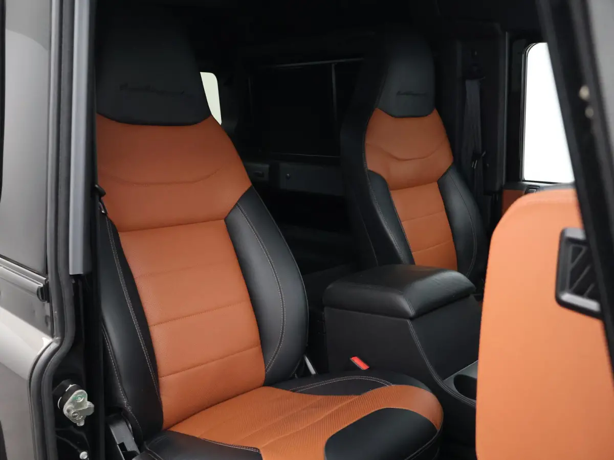 90" 2.2D 150 PK AUTOBIOGRAPHY GRIJS KENTEKEN *31.900 KM* UNIEK - TOPSTAAT - TWO-TONE