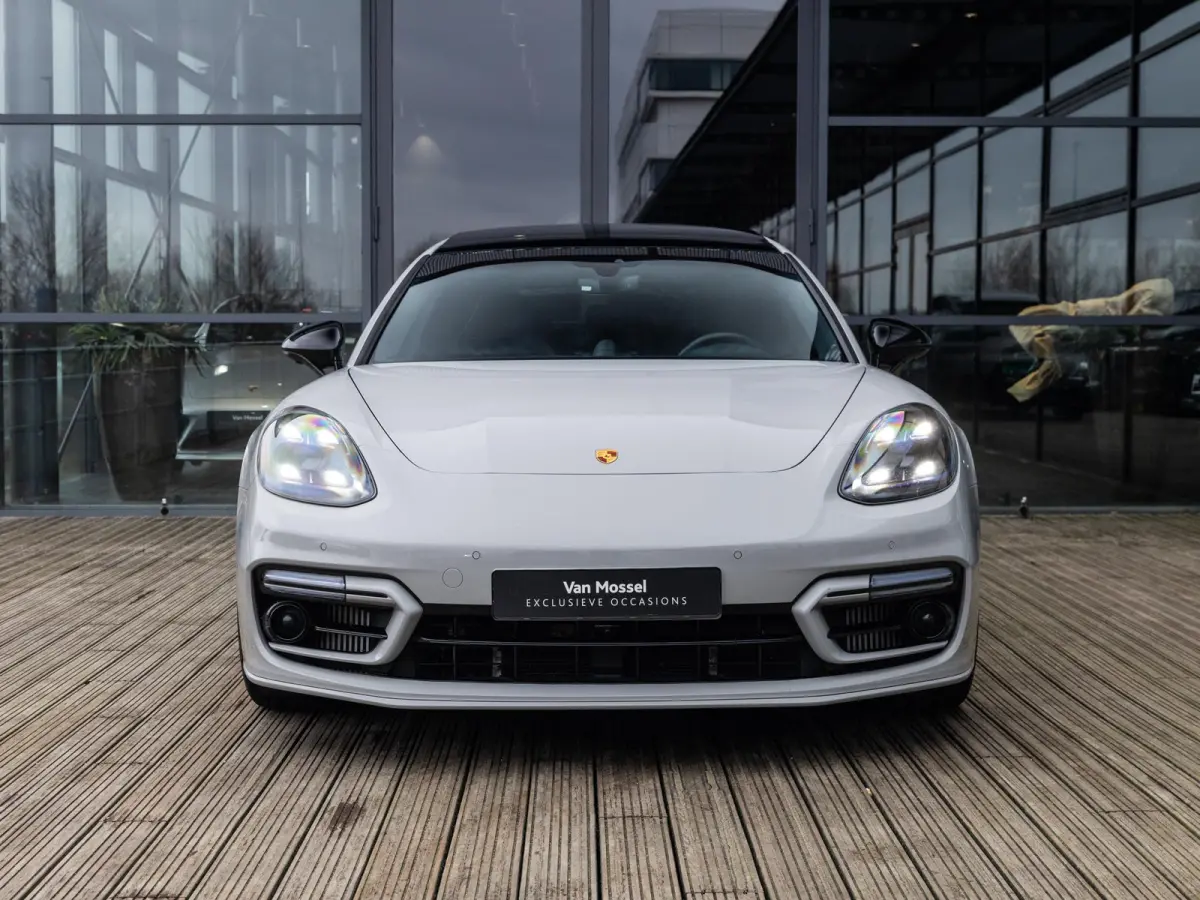 2.9 4S E-Hybrid | SPORTDESIGN | SPORTCHRONO | SPORTUITLAATSYSTEEM | PDLS+ | PASM LUCHTVERING | ACHTERASBESTURING | BOSE | SOFTCLOSE | SFEERVERLICHTING | PANORAMA/SCHUIF-KANTELDAK | NL AUTO |
