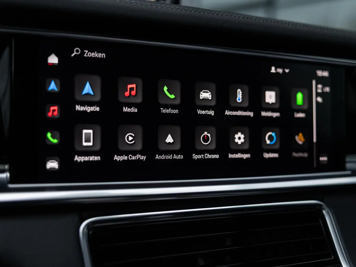 2.9 4S E-Hybrid | SPORTDESIGN | SPORTCHRONO | SPORTUITLAATSYSTEEM | PDLS+ | PASM LUCHTVERING | ACHTERASBESTURING | BOSE | SOFTCLOSE | SFEERVERLICHTING | PANORAMA/SCHUIF-KANTELDAK | NL AUTO |