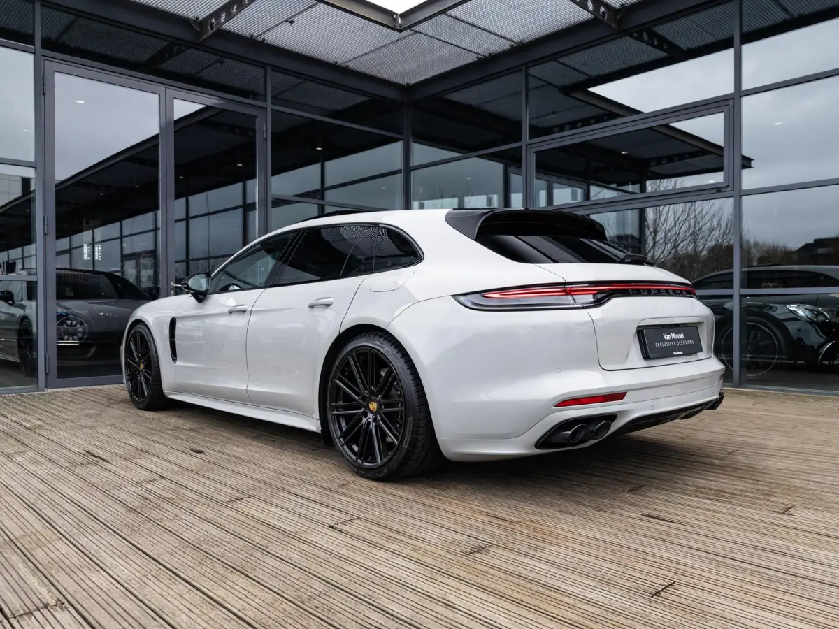 2.9 4S E-Hybrid | SPORTDESIGN | SPORTCHRONO | SPORTUITLAATSYSTEEM | PDLS+ | PASM LUCHTVERING | ACHTERASBESTURING | BOSE | SOFTCLOSE | SFEERVERLICHTING | PANORAMA/SCHUIF-KANTELDAK | NL AUTO |