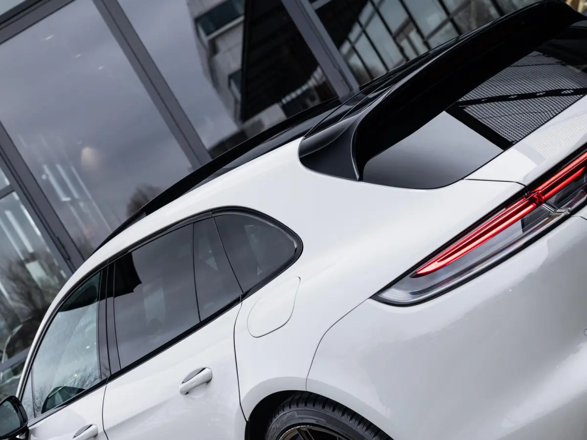 2.9 4S E-Hybrid | SPORTDESIGN | SPORTCHRONO | SPORTUITLAATSYSTEEM | PDLS+ | PASM LUCHTVERING | ACHTERASBESTURING | BOSE | SOFTCLOSE | SFEERVERLICHTING | PANORAMA/SCHUIF-KANTELDAK | NL AUTO |