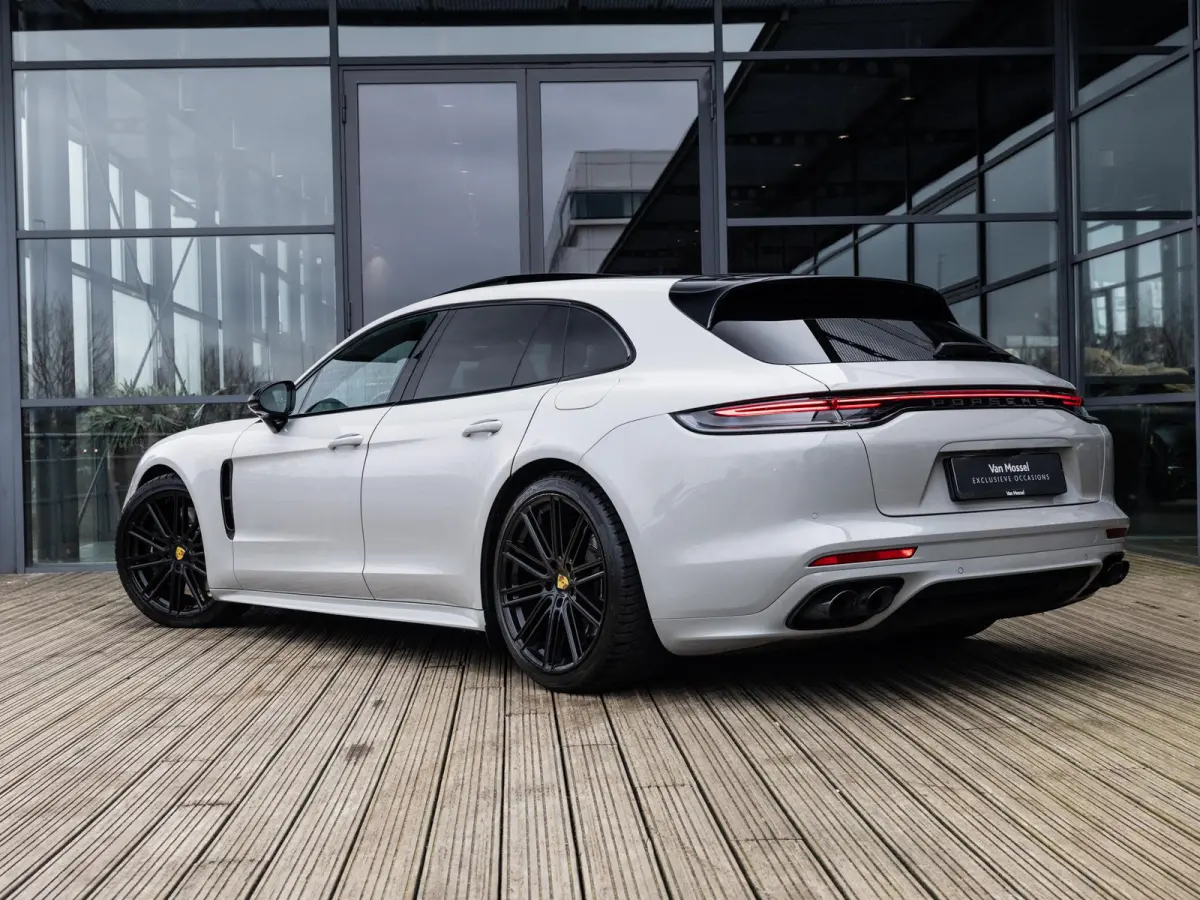 2.9 4S E-Hybrid | SPORTDESIGN | SPORTCHRONO | SPORTUITLAATSYSTEEM | PDLS+ | PASM LUCHTVERING | ACHTERASBESTURING | BOSE | SOFTCLOSE | SFEERVERLICHTING | PANORAMA/SCHUIF-KANTELDAK | NL AUTO |