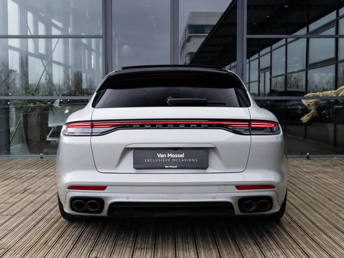 2.9 4S E-Hybrid | SPORTDESIGN | SPORTCHRONO | SPORTUITLAATSYSTEEM | PDLS+ | PASM LUCHTVERING | ACHTERASBESTURING | BOSE | SOFTCLOSE | SFEERVERLICHTING | PANORAMA/SCHUIF-KANTELDAK | NL AUTO |
