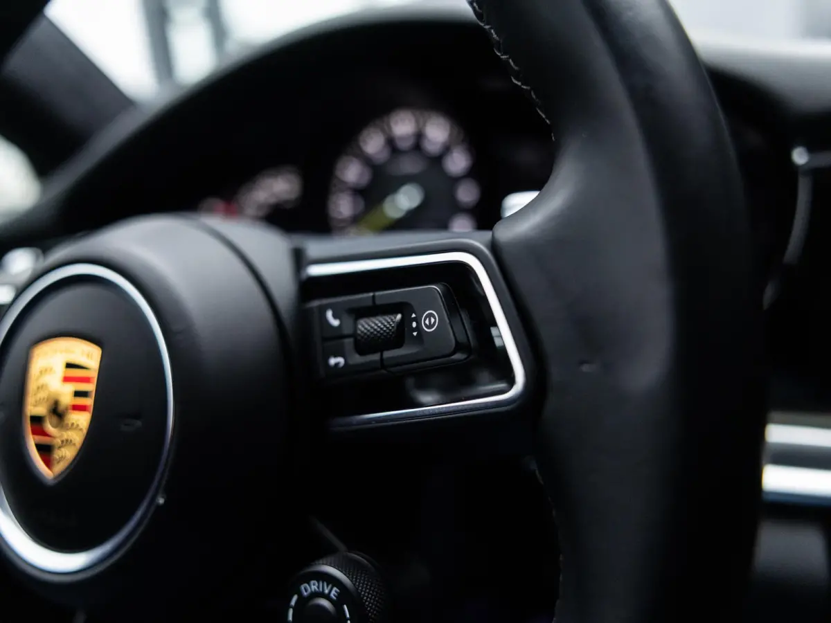 2.9 4S E-Hybrid | SPORTDESIGN | SPORTCHRONO | SPORTUITLAATSYSTEEM | PDLS+ | PASM LUCHTVERING | ACHTERASBESTURING | BOSE | SOFTCLOSE | SFEERVERLICHTING | PANORAMA/SCHUIF-KANTELDAK | NL AUTO |