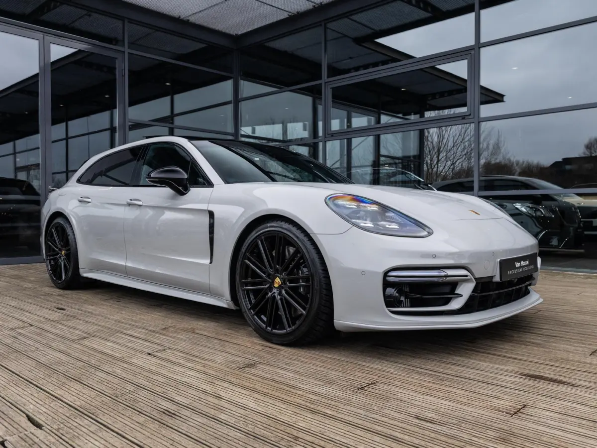 2.9 4S E-Hybrid | SPORTDESIGN | SPORTCHRONO | SPORTUITLAATSYSTEEM | PDLS+ | PASM LUCHTVERING | ACHTERASBESTURING | BOSE | SOFTCLOSE | SFEERVERLICHTING | PANORAMA/SCHUIF-KANTELDAK | NL AUTO |