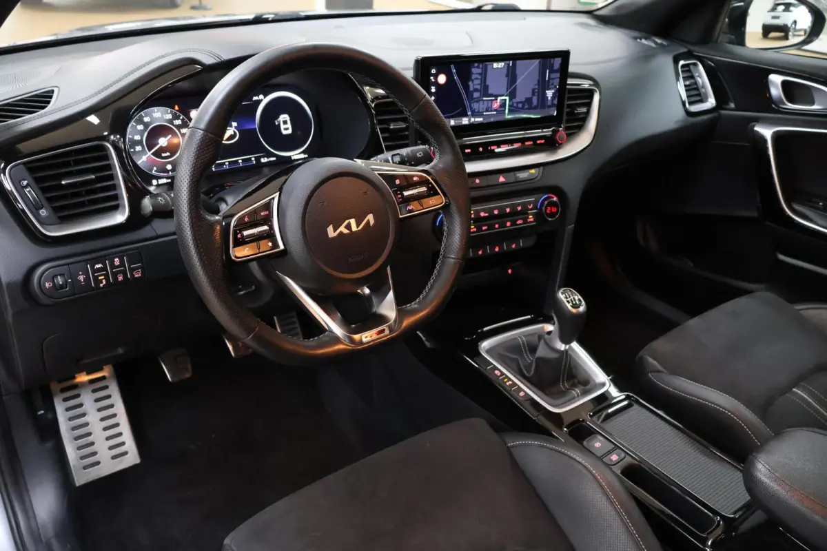 1.0 T-GDi GT-Line | 2022 | Bomvol opties!