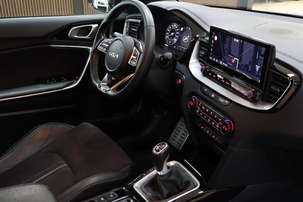 1.0 T-GDi GT-Line | 2022 | Bomvol opties!