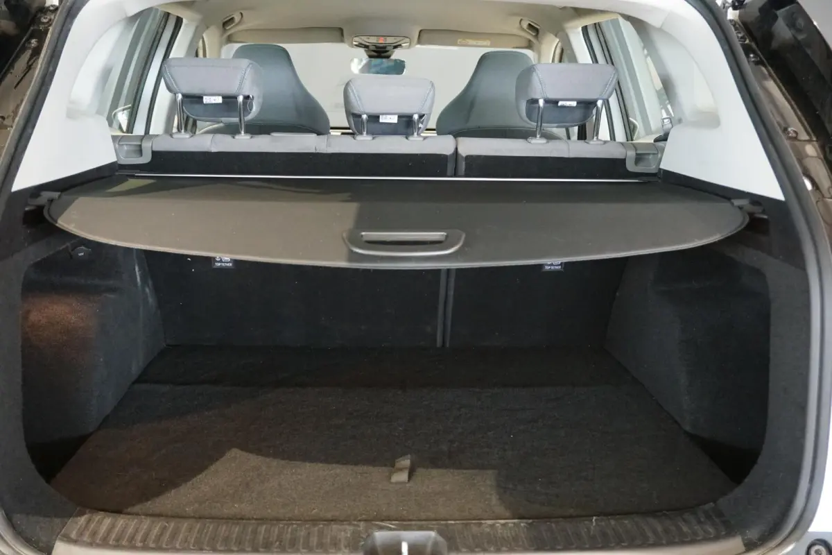 63kWh + 360 CAMERA / ADAPTIEVE CRUISE /