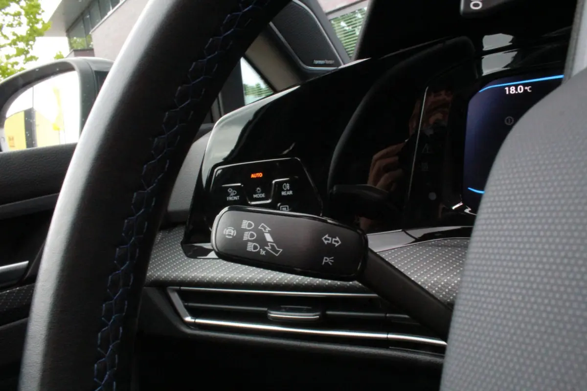 2.0 TSI R 4Motion Akrapovic*Drift*Pano*Leer/ACC