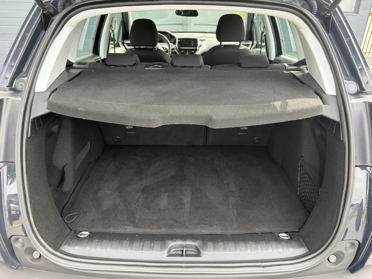 1.2 PureTech Blue Lion 2e Eigenaar,131pk,Carplay,Navi,Dealer Onderhouden,6 Bak,D-riem vv in 2024,Pdc,N.A.P,Apk tot 04-2027