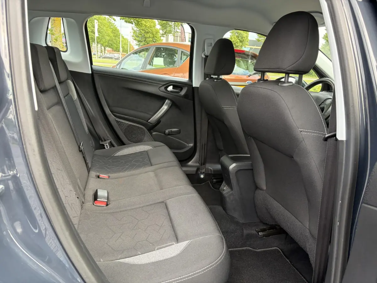 1.2 PureTech Blue Lion 2e Eigenaar,131pk,Carplay,Navi,Dealer Onderhouden,6 Bak,D-riem vv in 2024,Pdc,N.A.P,Apk tot 04-2027