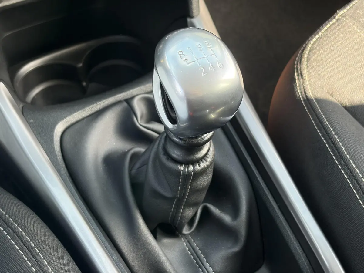 1.2 PureTech Blue Lion 2e Eigenaar,131pk,Carplay,Navi,Dealer Onderhouden,6 Bak,D-riem vv in 2024,Pdc,N.A.P,Apk tot 04-2027