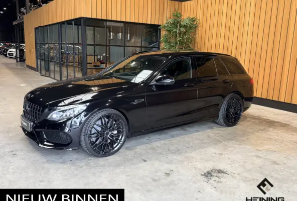450 AMG 4MATIC /C43 AMGPano.Rondom zicht. Navi. 20 inch.