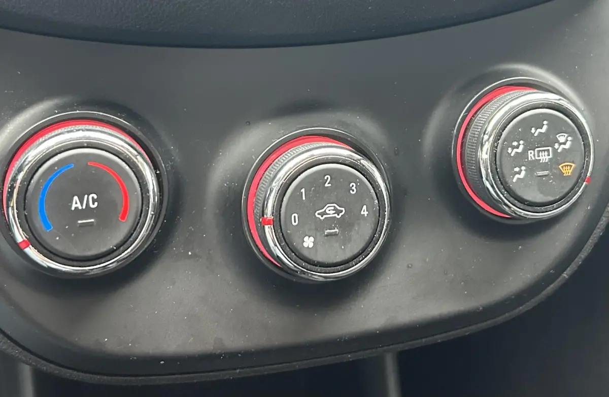 1.0 ecoFLEX Edition 75PK | Airco | Cruise Control | 5 Deurs | Bluetooth |