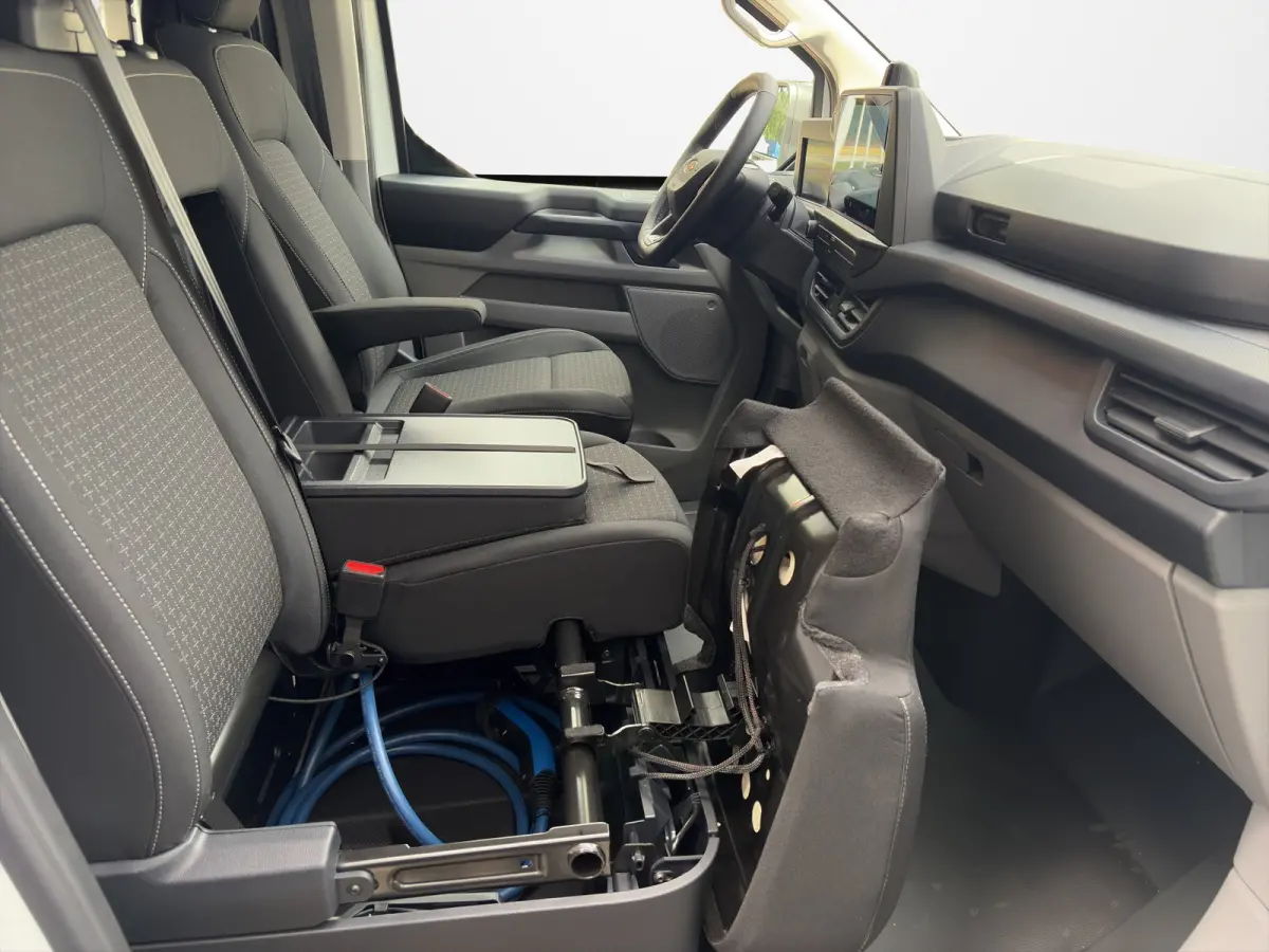320 L1H1 136pk Trend 71 kWh | Nieuw! | WLTP range 370km | Ford Protect 2+3 jaar | Laadruimte afwerking |