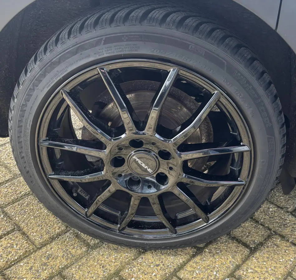 1.5 Cooper Chili 136PK | PANO | NL AUTO | Luxe Stoelen | Parkeersensoren | Airco | Navigatie | Cruise Control | 2 Sleutels | Lichtmetalen Velgen |