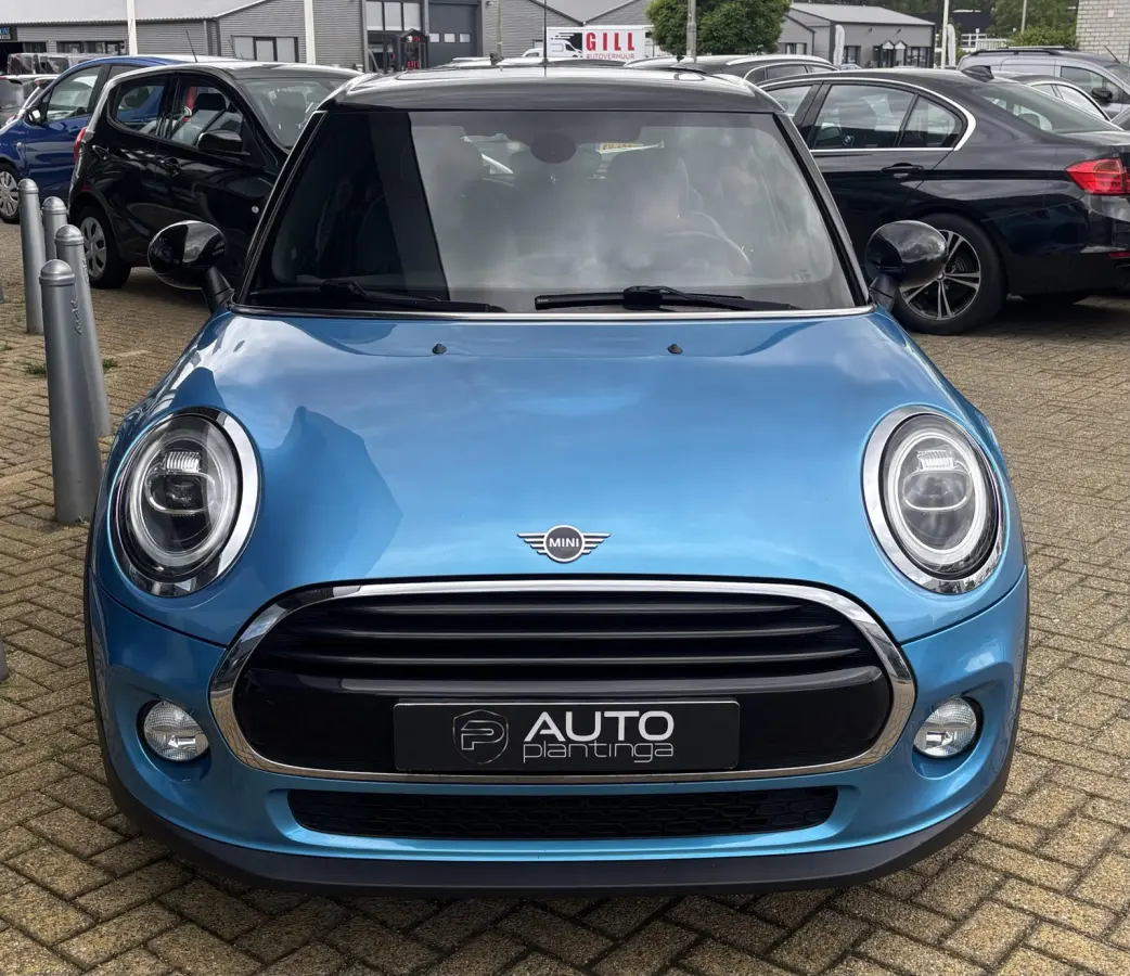 1.5 Cooper Chili 136PK | PANO | NL AUTO | Luxe Stoelen | Parkeersensoren | Airco | Navigatie | Cruise Control | 2 Sleutels | Lichtmetalen Velgen |