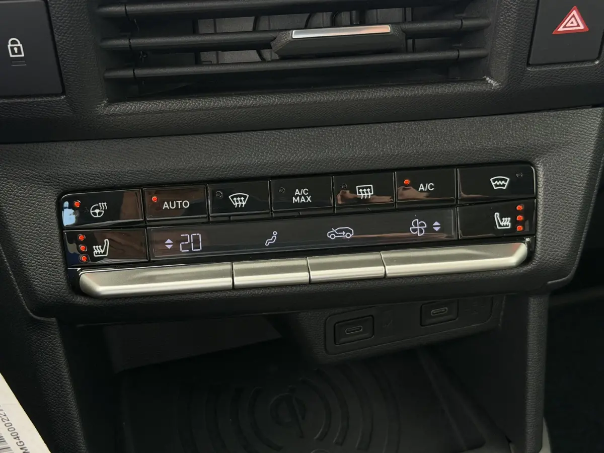 1.2 Turbo Hybrid Edition | Stuur/stoelverw./Camera/Carplay/Cruise Control/Voorruitverw.