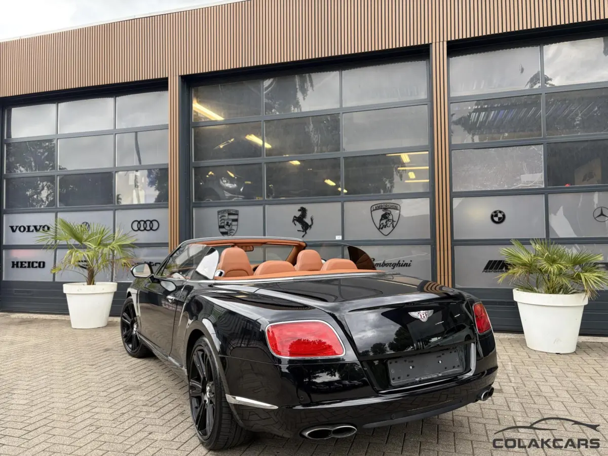 4.0 V8 - Stoelkoeling & Massage |ACC