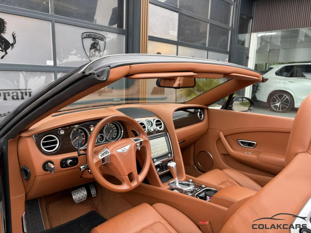 4.0 V8 - Stoelkoeling & Massage |ACC