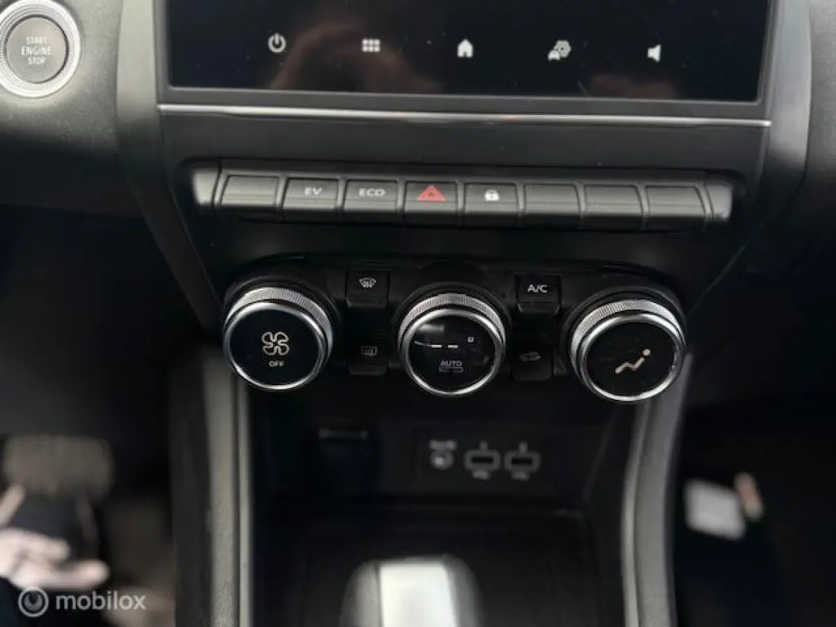 1.6 E-Tech Hybrid 145 Intens