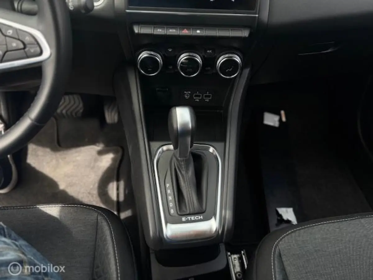 1.6 E-Tech Hybrid 145 Intens