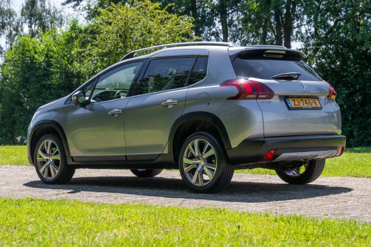 1.2 PureTech Allure Pano. 48.600 km +NAP NL-auto