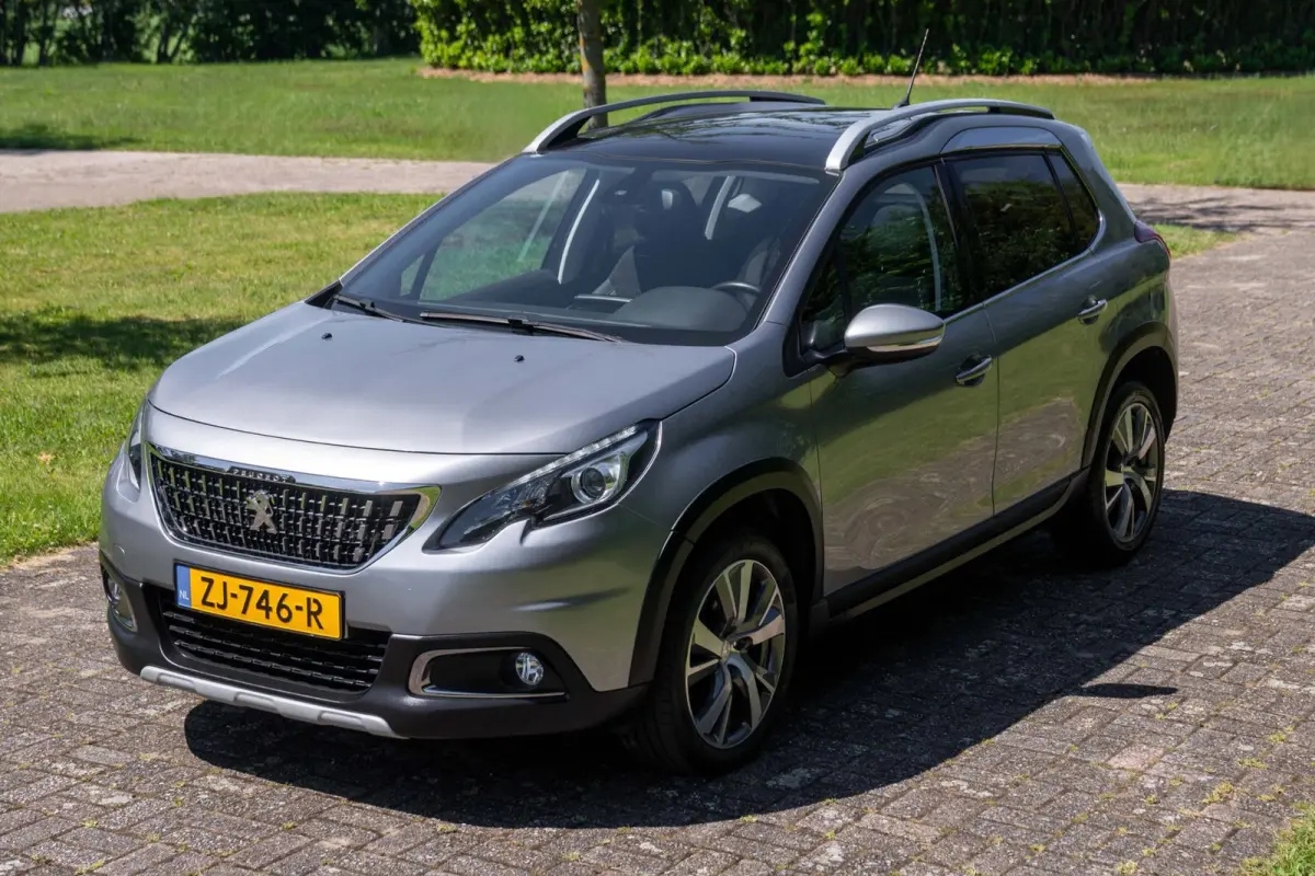 1.2 PureTech Allure Pano. 48.600 km +NAP NL-auto