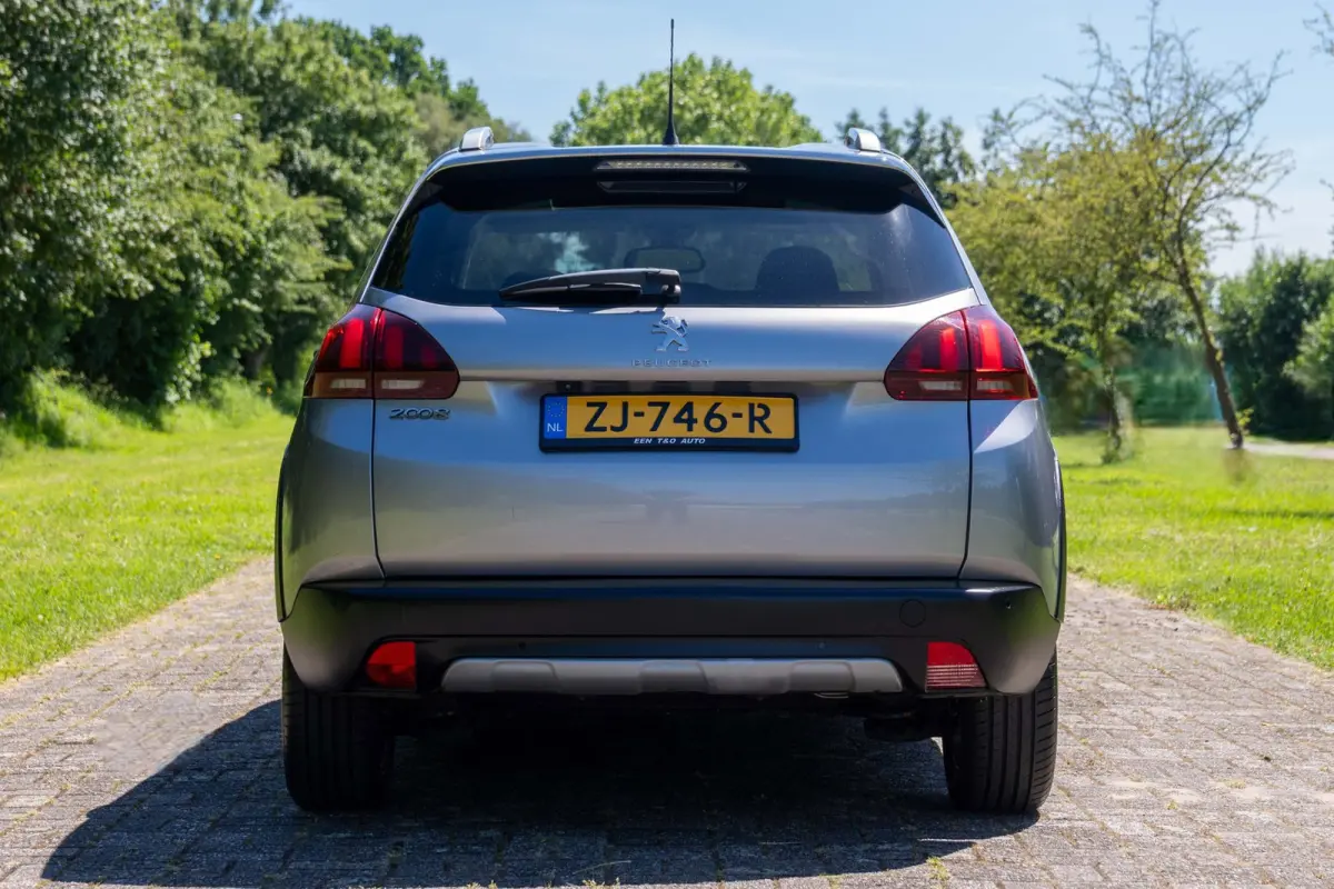 1.2 PureTech Allure Pano. 48.600 km +NAP NL-auto