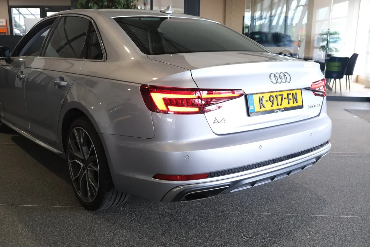 35 TFSI S-Line Virtual Navi Led Cruise Pdc