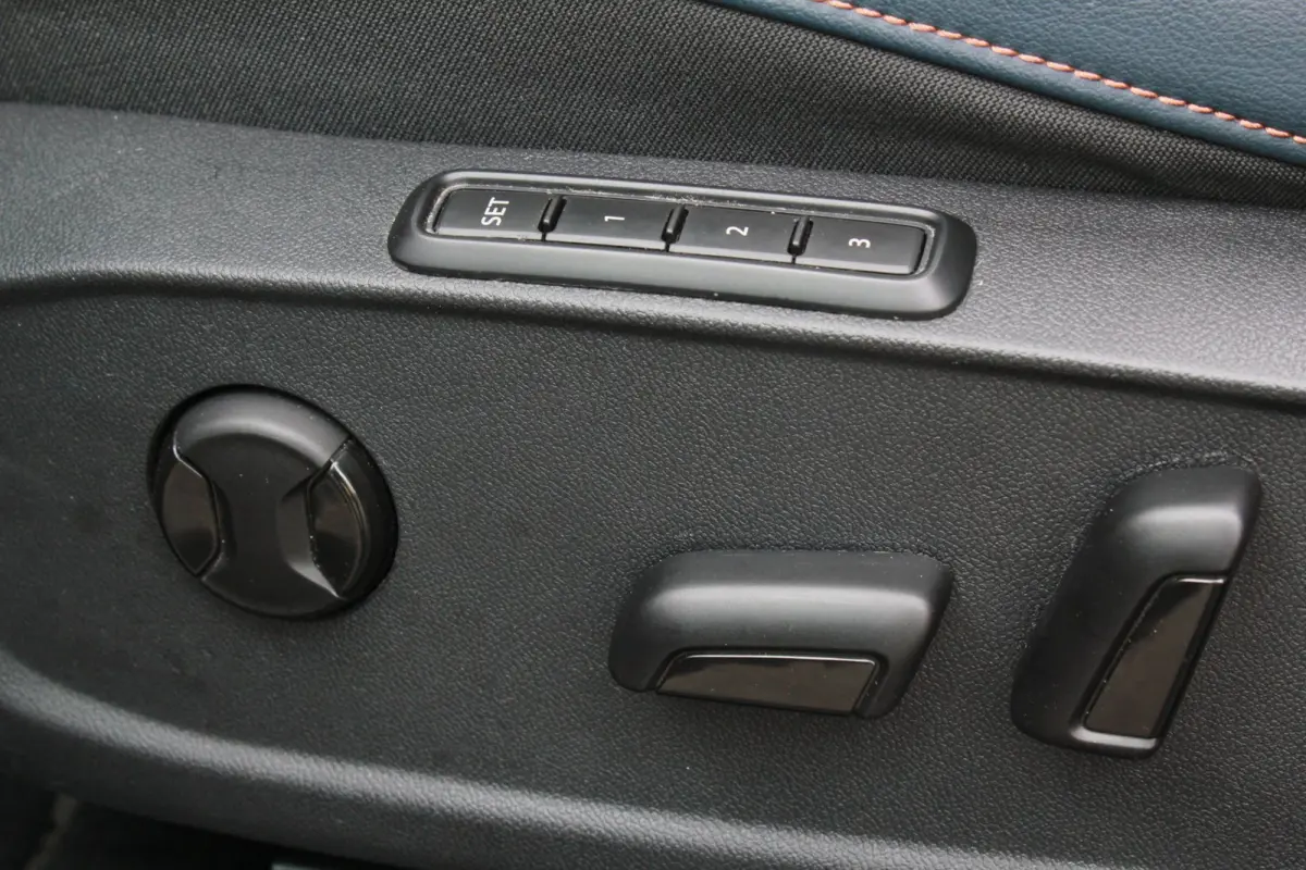 1.4 e-Hybrid VZ Copper Edition