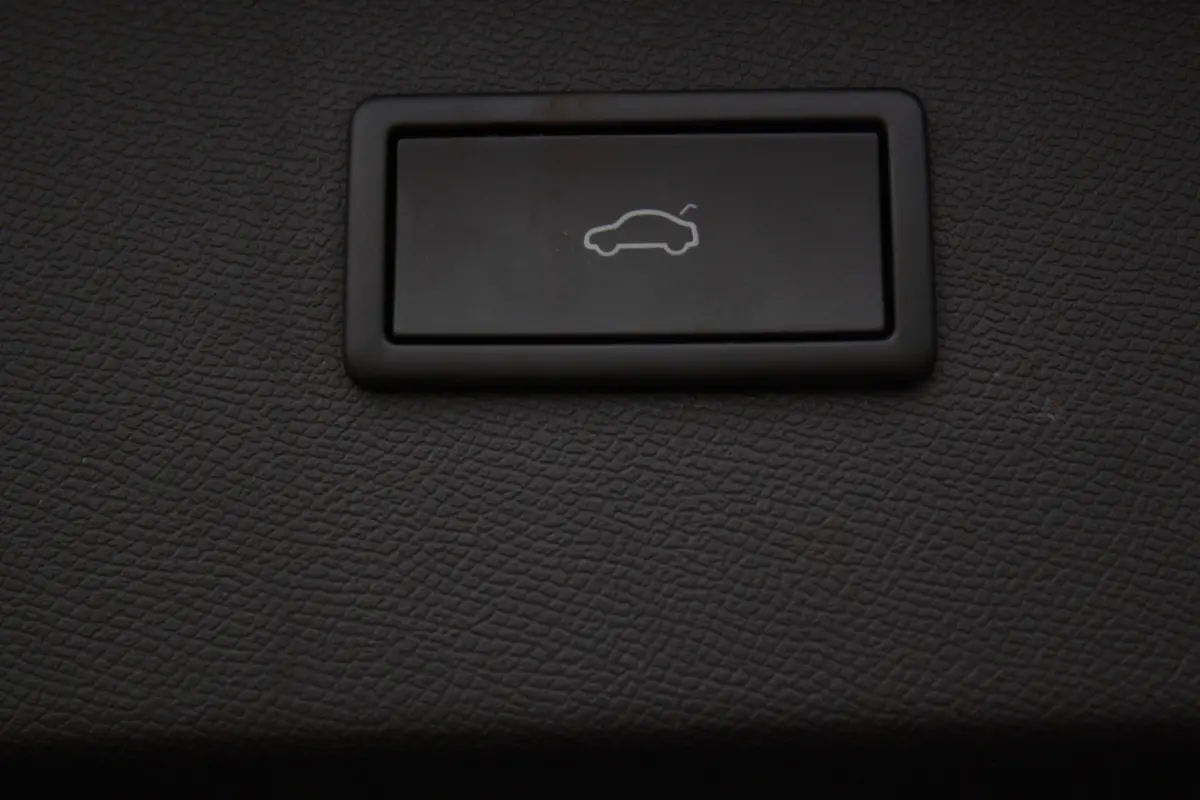 1.4 e-Hybrid VZ Copper Edition