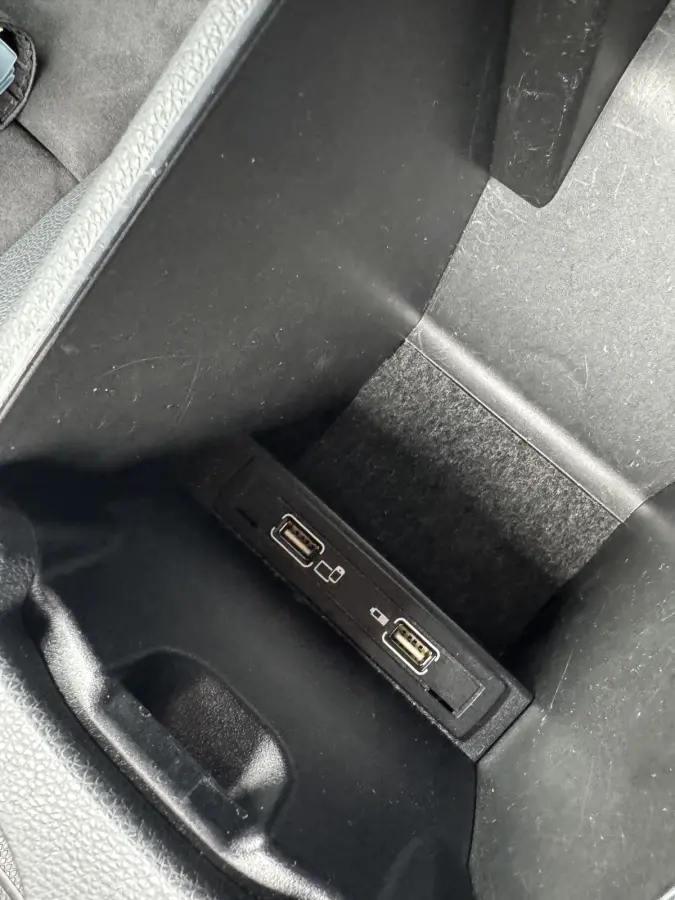 Edition Uitv. Carplay 180
