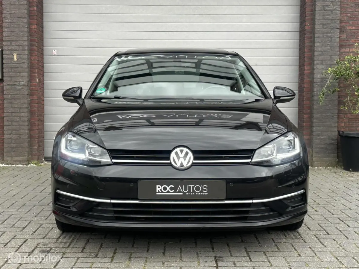 1.6 TDI Highline Business R | Pano | DSG