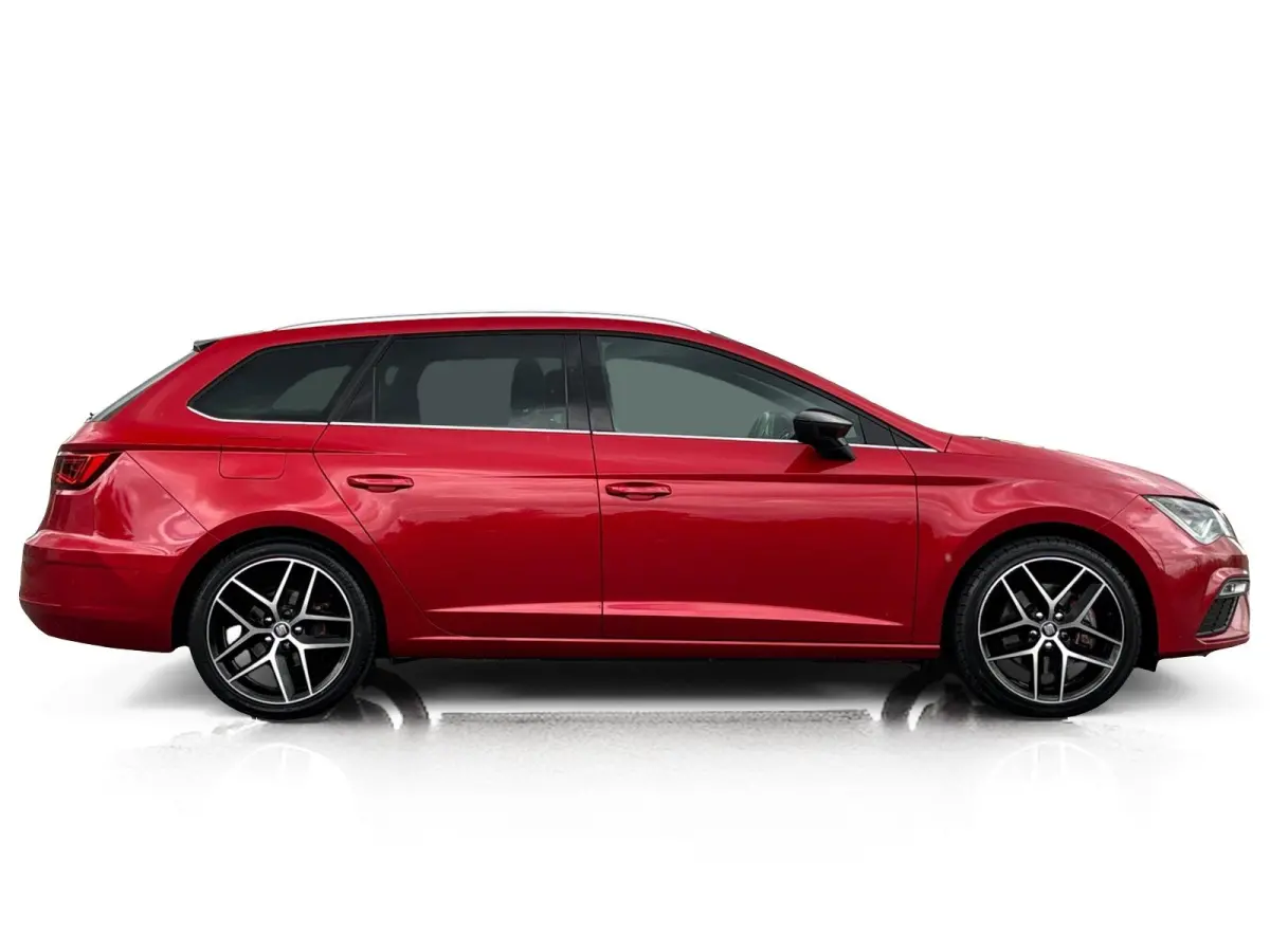 1.8 TSI Aut. 180 PK FR Intense ✅ Pano ✅ LED ✅ CarPlay