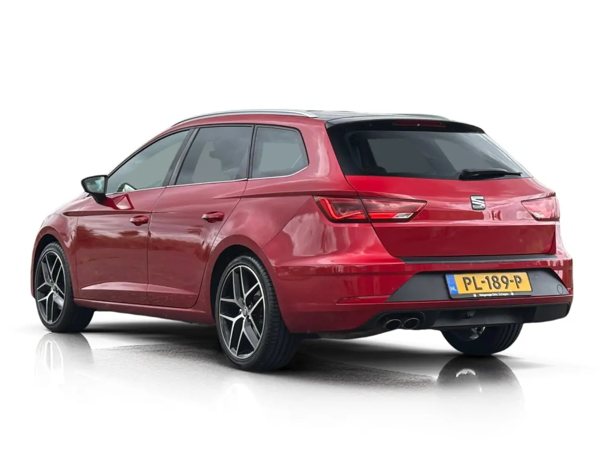1.8 TSI Aut. 180 PK FR Intense ✅ Pano ✅ LED ✅ CarPlay