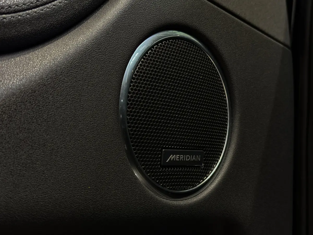 P300e 1.5 S Facelift | Trekh | Pano | Meridian | Memory | 12/23