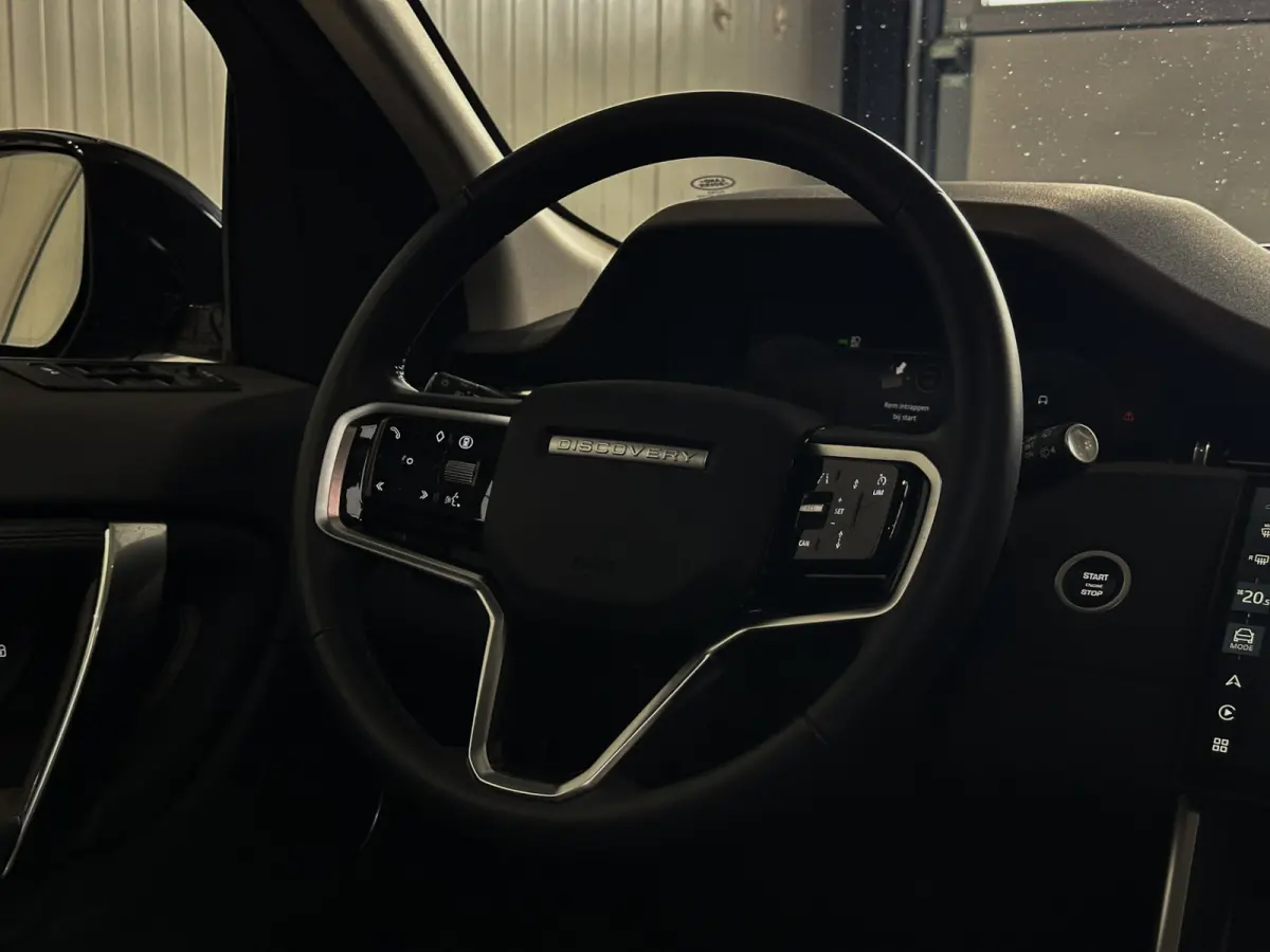 P300e 1.5 S Facelift | Trekh | Pano | Meridian | Memory | 12/23