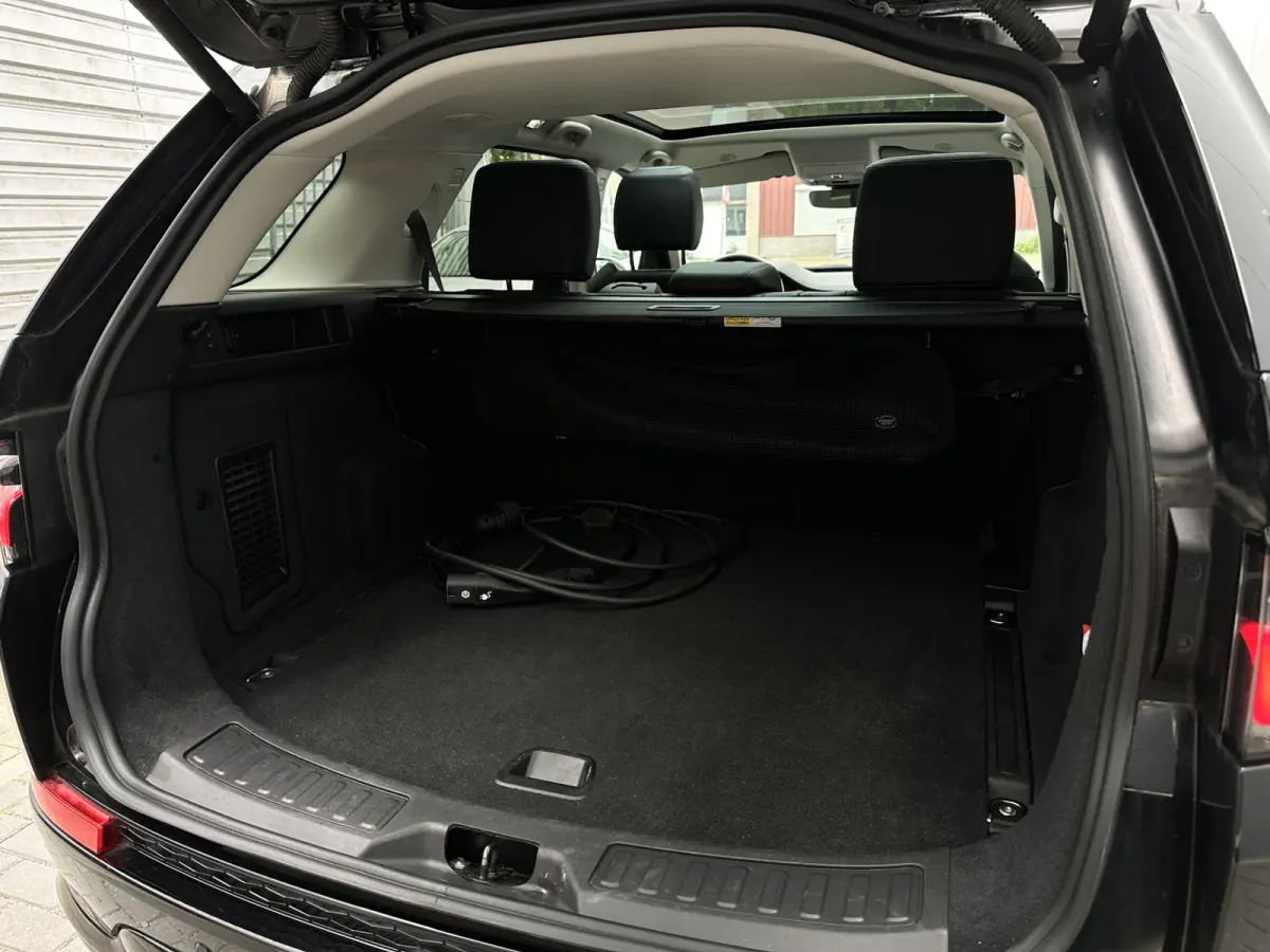 P300e 1.5 S Facelift | Trekh | Pano | Meridian | Memory | 12/23