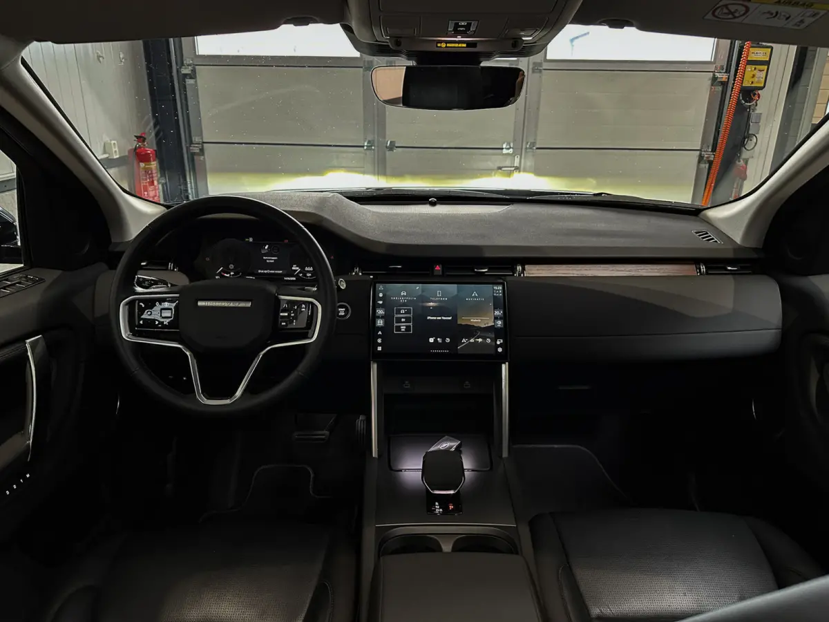 P300e 1.5 S Facelift | Trekh | Pano | Meridian | Memory | 12/23