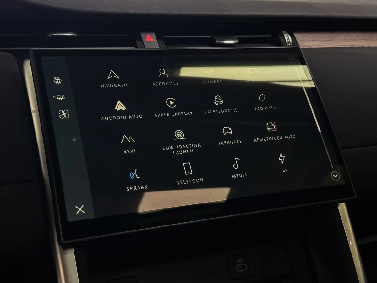 P300e 1.5 S Facelift | Trekh | Pano | Meridian | Memory | 12/23