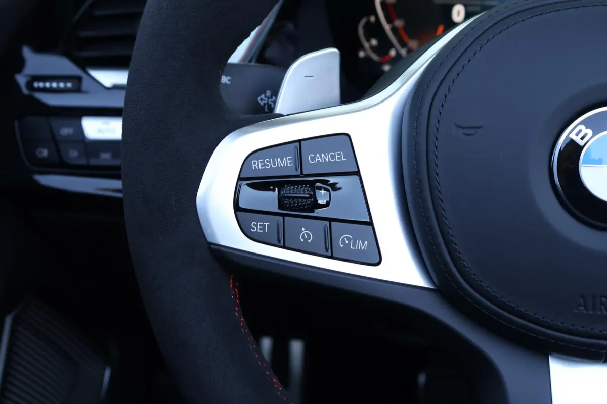 sDrive20i Business Edition Plus | Final Edition | High Executive | Harman Kardon