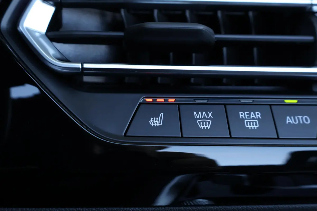 sDrive20i Business Edition Plus | Final Edition | High Executive | Harman Kardon