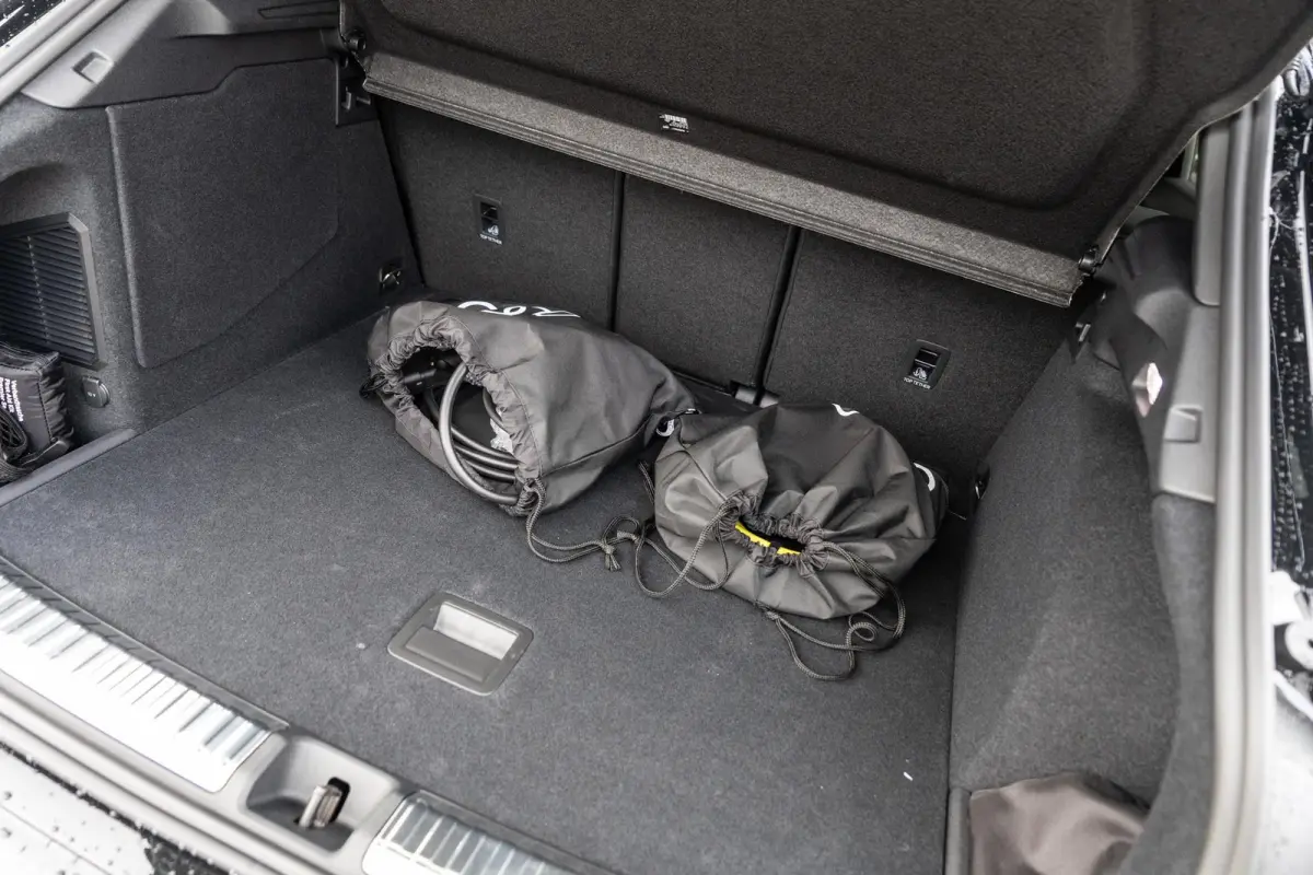 1.5 e-hybrid 272pk S edition | Leder interieur | Tech Plus pakket | 19'' velgen