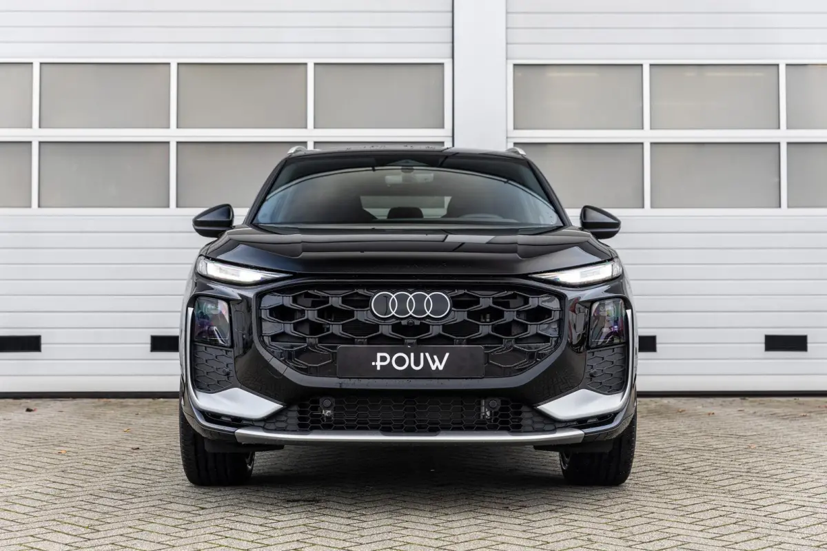 1.5 e-hybrid 272pk S edition | Leder interieur | Tech Plus pakket | 19'' velgen