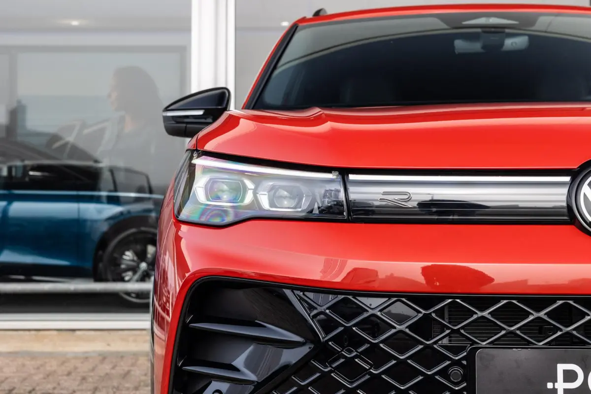 1.5 eHybrid 204pk R-Line Edition | Panoramadak | Leder | Trekhaak | Stoel Ventilatie