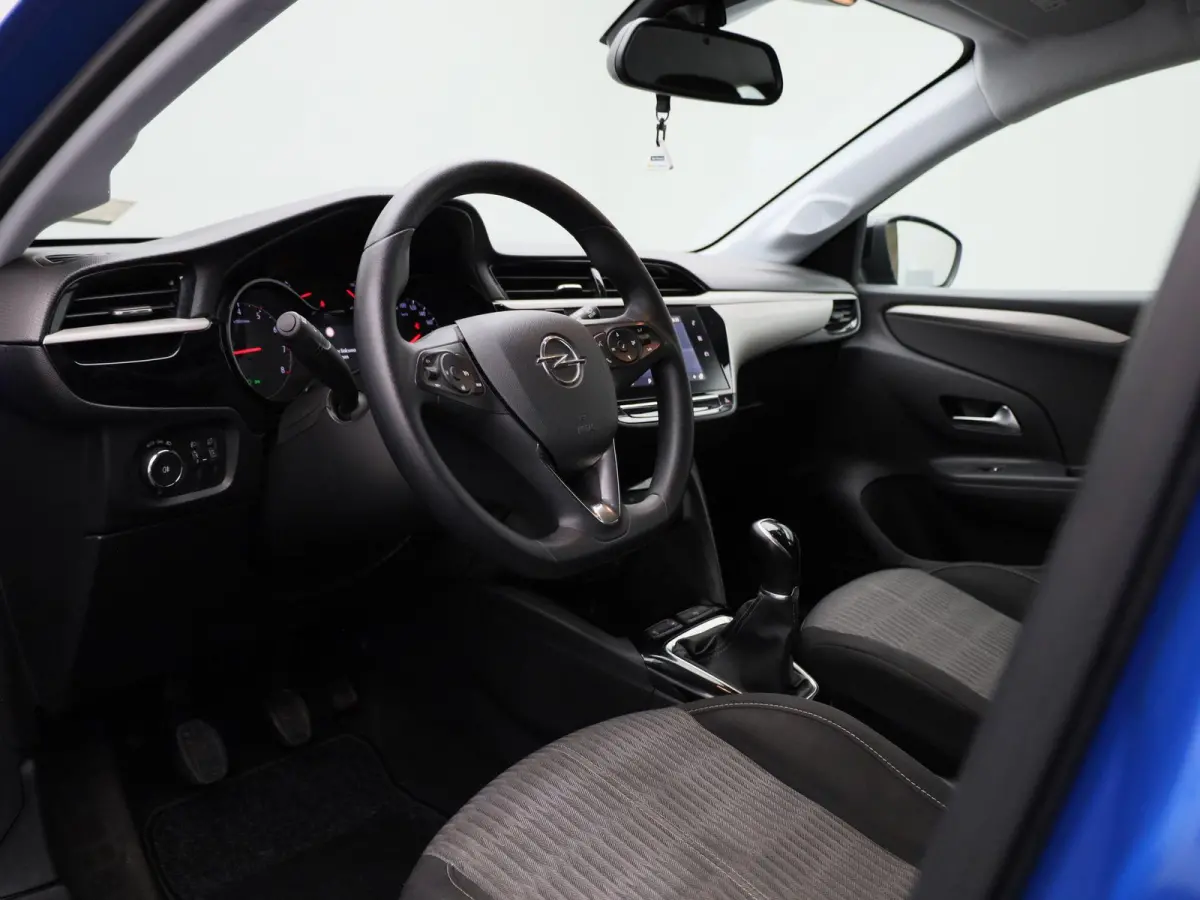 1.2 55kW S/S Edition | ACHTERUITRIJCAMERA | APPLE CARPLAY | ANDROID AUTO | AIRCO | CRUISE CONTROL | RIJSTROOKHULP | NAVIGATIE | PARKEERSENSOREN ACHTER |