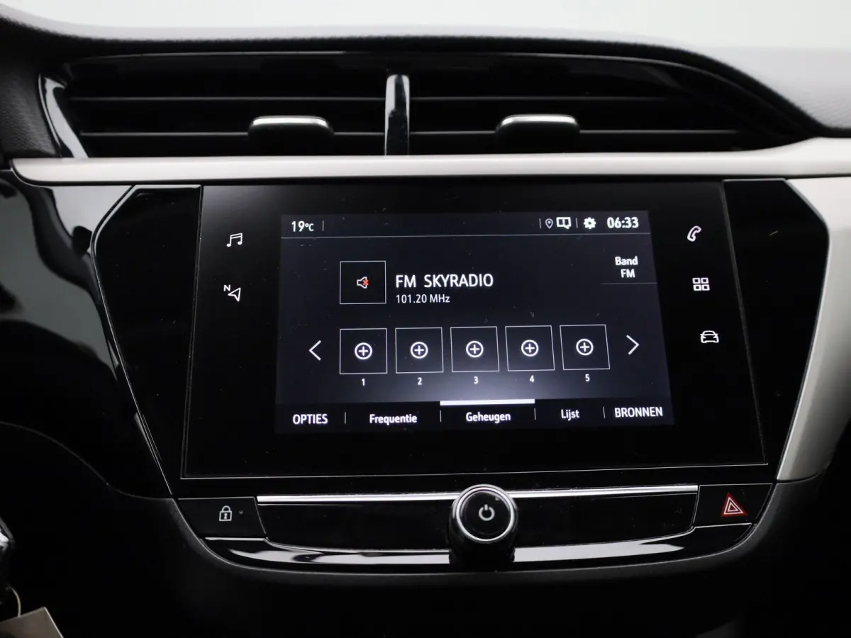 1.2 55kW S/S Edition | ACHTERUITRIJCAMERA | APPLE CARPLAY | ANDROID AUTO | AIRCO | CRUISE CONTROL | RIJSTROOKHULP | NAVIGATIE | PARKEERSENSOREN ACHTER |
