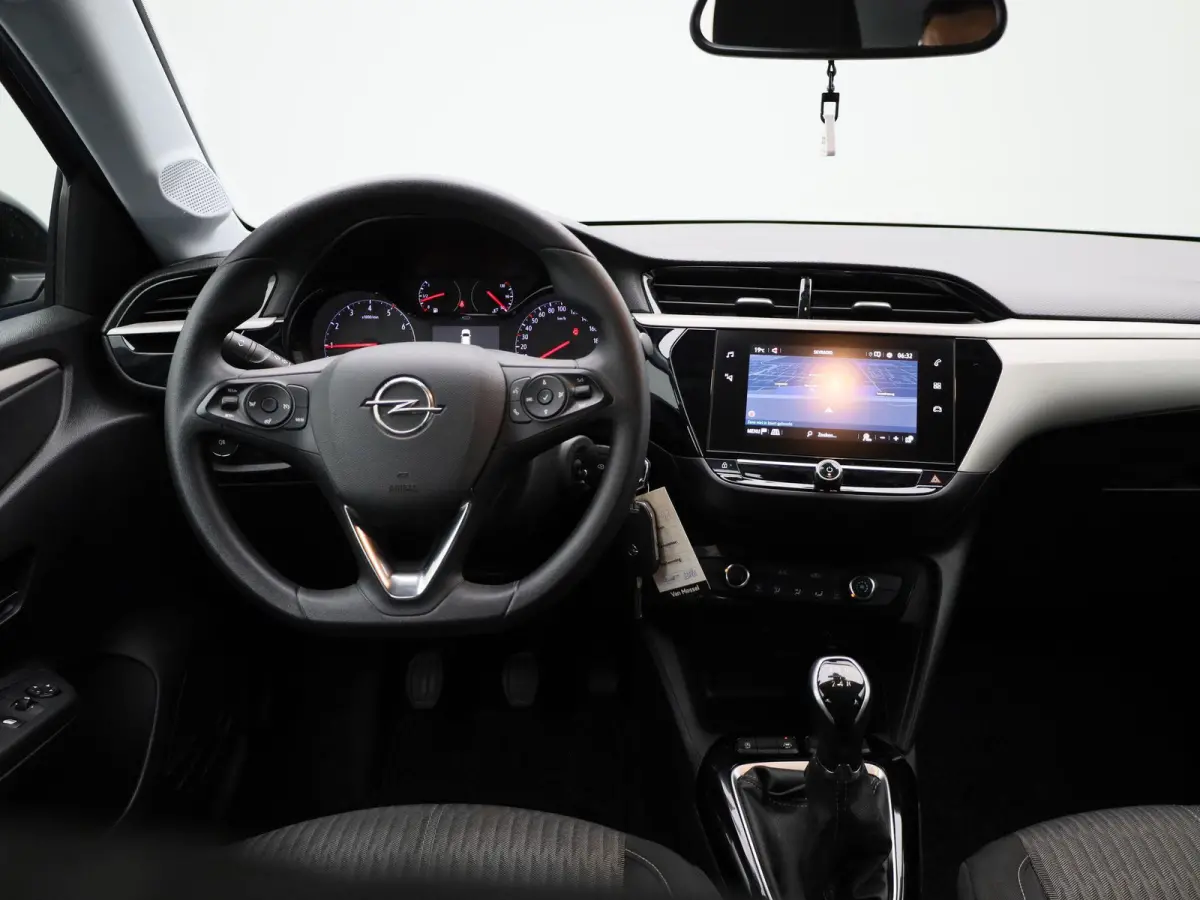 1.2 55kW S/S Edition | ACHTERUITRIJCAMERA | APPLE CARPLAY | ANDROID AUTO | AIRCO | CRUISE CONTROL | RIJSTROOKHULP | NAVIGATIE | PARKEERSENSOREN ACHTER |